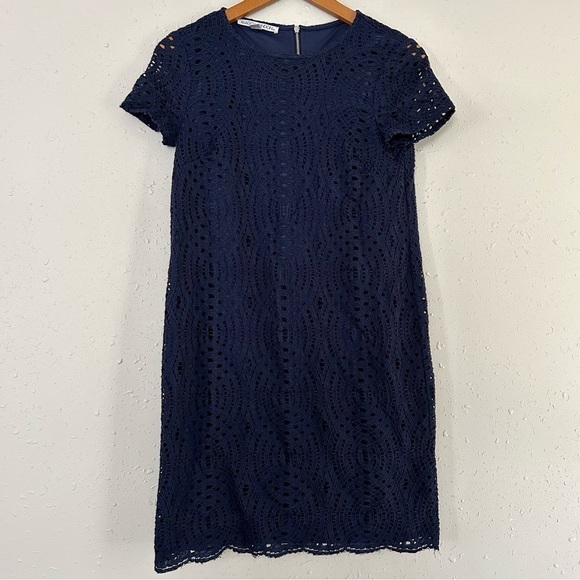 🦋 Maggy London Blue Lace Cap Sleeve Mini Shift Dress Size 6 - Picture 1 of 6
